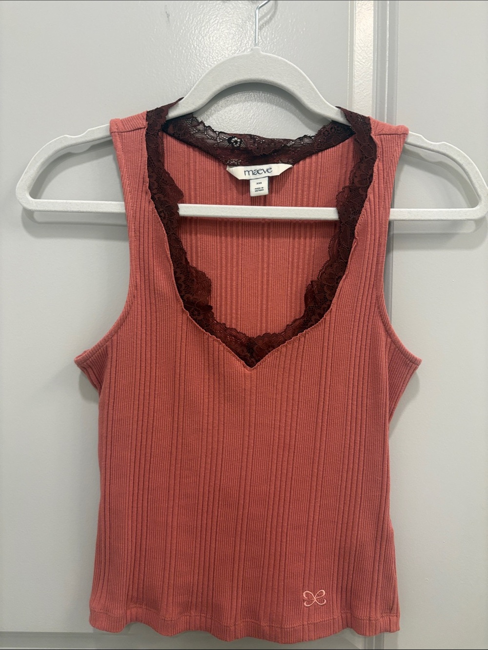 Maeve Ribbed Tank with Contrast Lace Trim in Rose and Burgundy